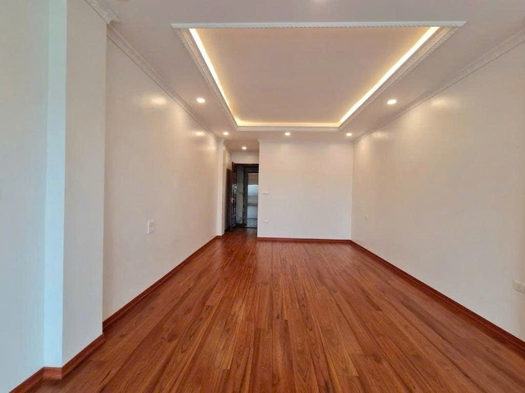 Bán PHÂN LÔ TAM TRINH 60m 6 Tầng - Ô Tô tránh đỗ, Mặt tiền Rộng vỉa hè đá bóng, Thang máy chỉ hơn 15 tỷ.